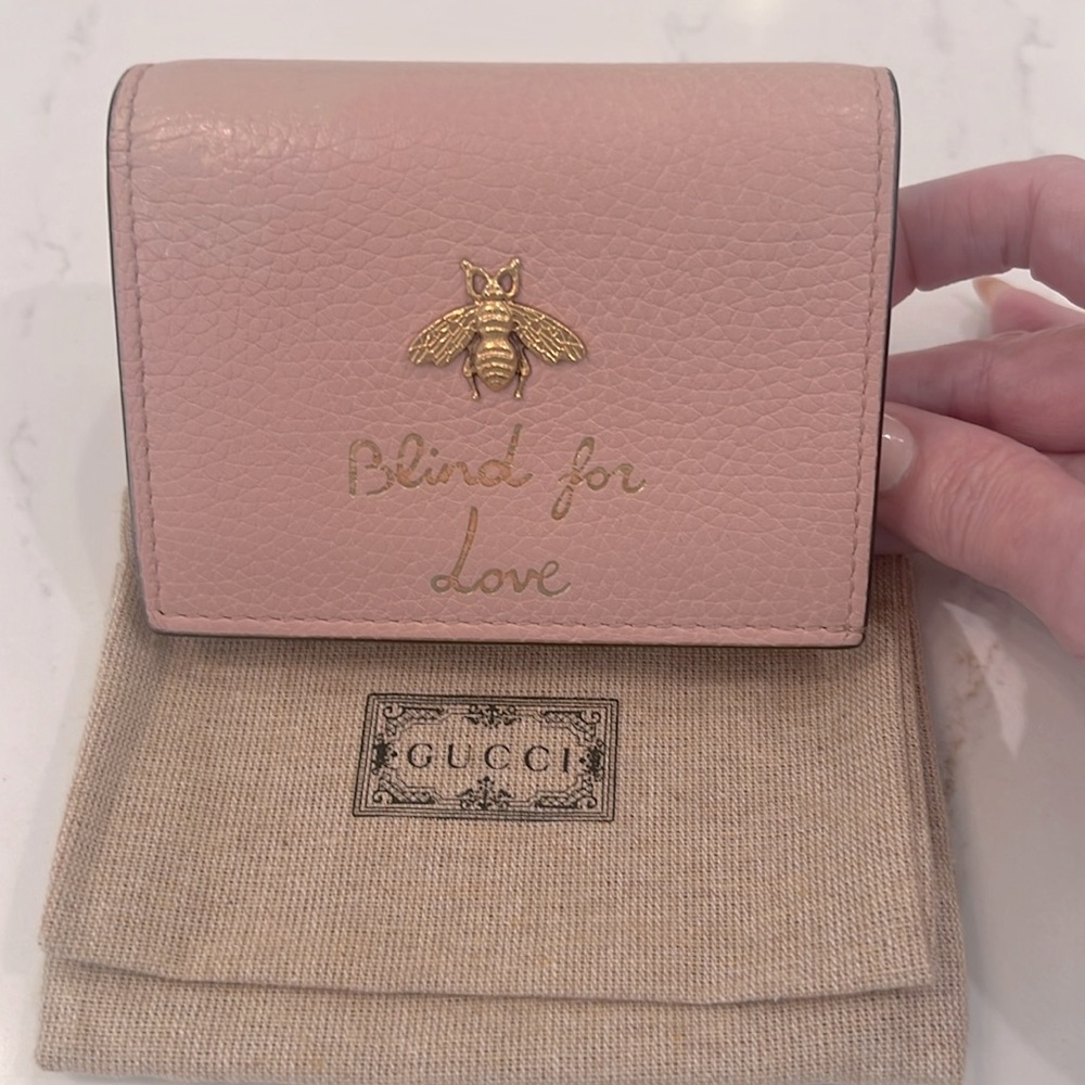 Gucci Animalier Pink BLIND FOR LOVE Card Case Leather Wallet Gold Bee Accent